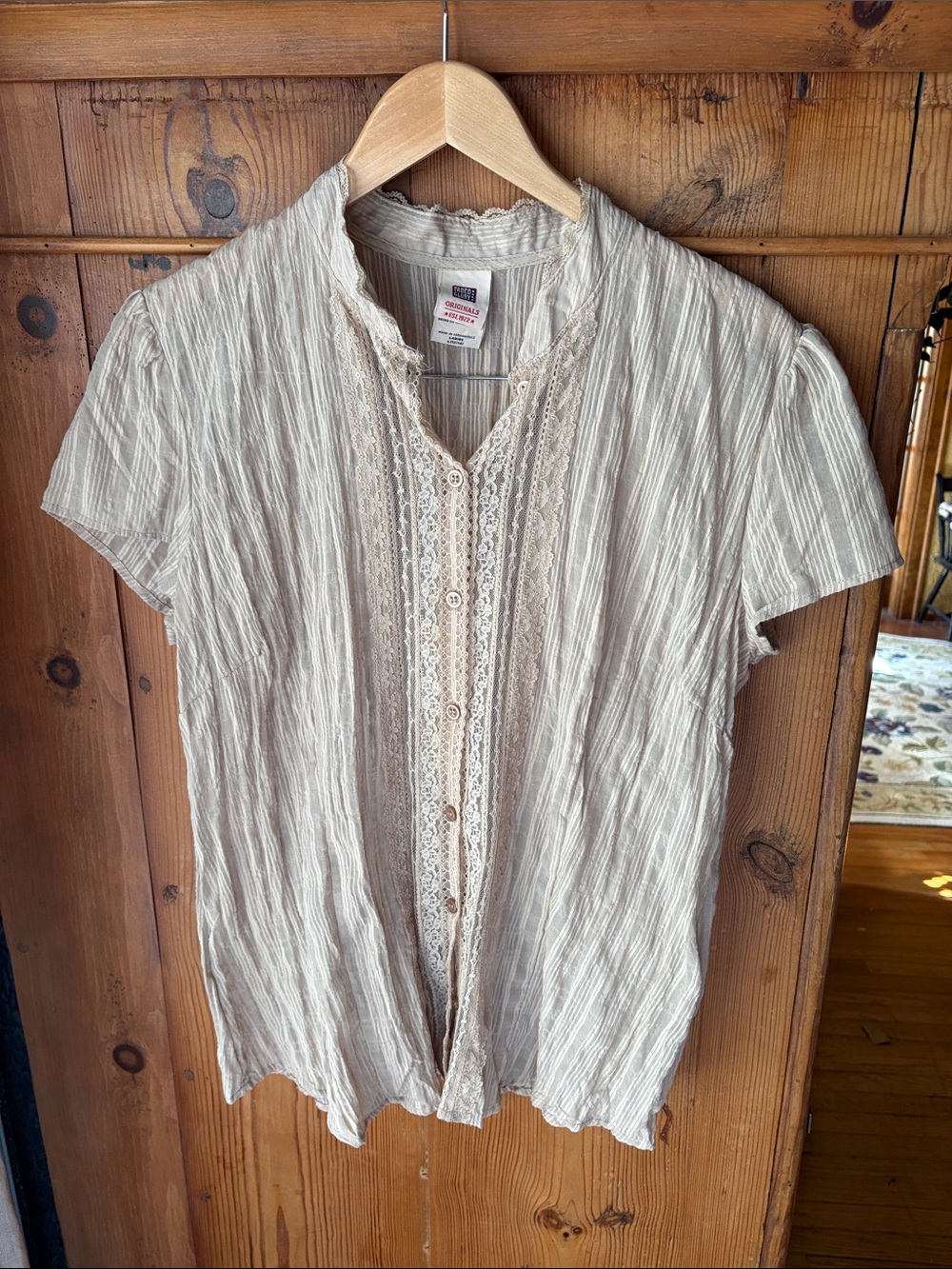 croft & barrow soft green Short-Sleeve Lace-Trim Button-Front Blouse
